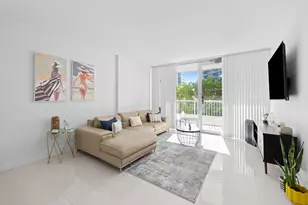 2200 NE 33rd Ave, Fort Lauderdale, FL 33305 - Photo 1