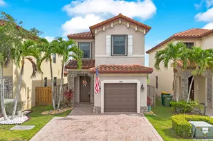 3785 NE 2nd St, Homestead, FL 33033 - Photo 1