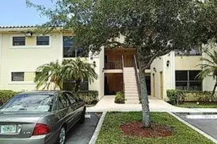 1522 Lake Crystal Dr, West Palm Beach, FL 33411 - Photo 1