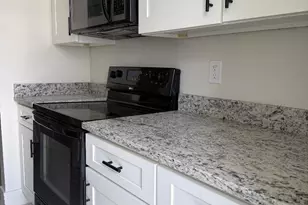 1913 NE 2nd St, Pompano Beach, FL 33060 - Photo 1