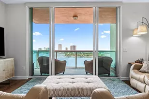 2640 Lake Shore Dr, Riviera Beach, FL 33404 - Photo 1