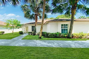 9244 Roan Ln, West Palm Beach, FL 33403 - Photo 1
