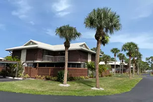 203 SE Camelot Gardens Blvd, Port Saint Lucie, FL 34952 - Photo 1