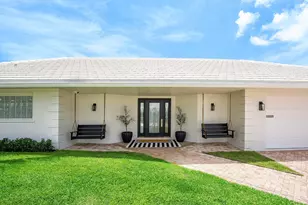 1332 SW Tamarind Way, Boca Raton, FL 33486 - Photo 1
