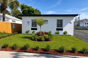 904 10th St, West Palm Beach, FL 33401 - Photo 1