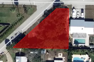 1271 NW Palm Lake Dr, Stuart, FL 34994 - Photo 1
