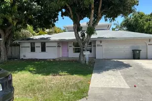 286 NE 24th Ct, Boca Raton, FL 33431 - Photo 1
