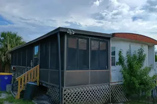 7930 SE Cactus Trail, Hobe Sound, FL 33455 - Photo 1