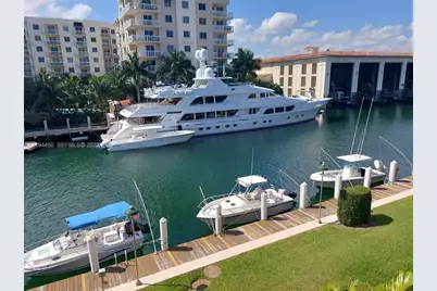 1700 SE 15th Street SE #309, Fort Lauderdale, FL 33316 - Photo 1
