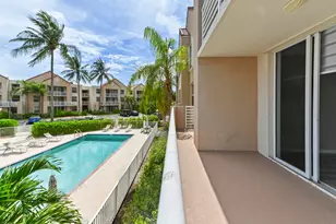 2711 Ocean Club Blvd, Hollywood, FL 33019 - Photo 1