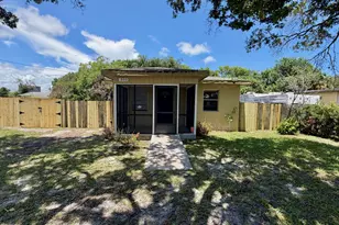 310 Dickson Dr, Fort Pierce, FL 34982 - Photo 1