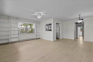 142 Kent I, West Palm Beach, FL 33417 - Photo 1
