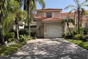 1085 River Birch St, Hollywood, FL 33019 - Photo 1