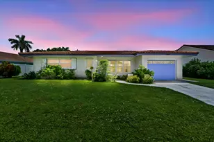1370 NW 7th St, Boca Raton, FL 33486 - Photo 1