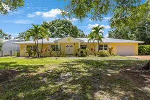 1125 41st Ave, Vero Beach, FL 32960 - Photo 1