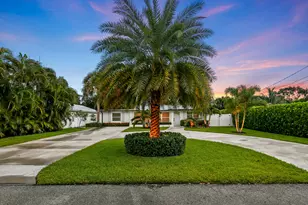 2427 Country Oaks Ln, Palm Beach Gardens, FL 33410 - Photo 1