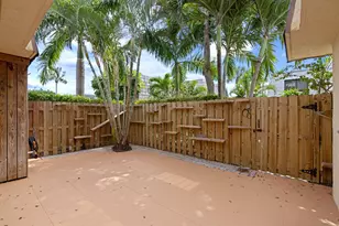 2327 Waterside Dr, Lake Worth, FL 33461 - Photo 1