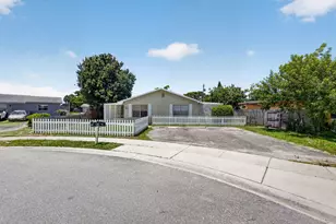 3943 Roan Ct W, Palm Beach Gardens, FL 33403 - Photo 1