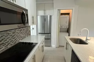 914 NE 15th Ave, Fort Lauderdale, FL 33304 - Photo 1