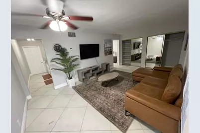 1708 NE 20th Avenue #3, Fort Lauderdale, FL 33305 - Photo 1