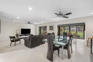33 Southport Ln, Boynton Beach, FL 33436 - Photo 1