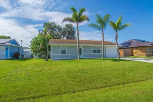 819 SW Amethist Terrace, Port Saint Lucie, FL 34953 - Photo 1