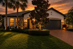 348 SE Courances Dr, Port Saint Lucie, FL 34984 - Photo 1