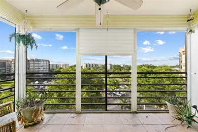 1400 Saint Charles Place #615, Pembroke Pines, FL 33026 - Photo 1