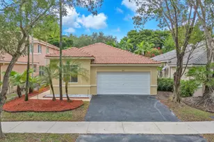 941 Bluewood Terrace, Weston, FL 33327 - Photo 1