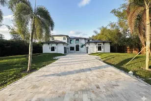 11951 SW 3rd St, Plantation, FL 33325 - Photo 1