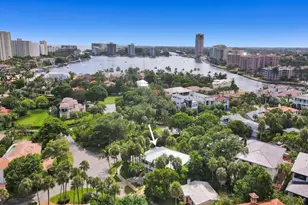 109 SE Olive Way, Boca Raton, FL 33432 - Photo 1