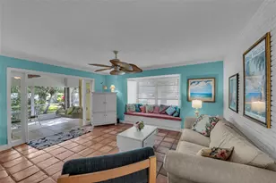 2541 NE 11th St, Pompano Beach, FL 33062 - Photo 1
