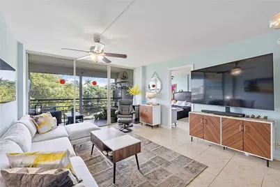 104 Royal Park Drive #4B, Oakland Park, FL 33309 - Photo 1