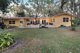 11410 Griffing Bl, Biscayne Park, FL 33161 - Photo 1