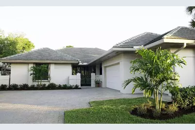 6102 SE Oakmont Place, Stuart, FL 34997 - Photo 1