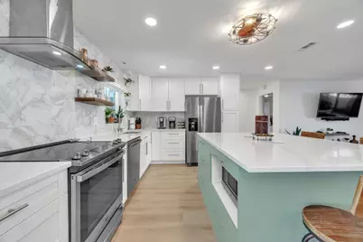 1611 SW 3rd Avenue, Pompano Beach, FL 33060 - Photo 1