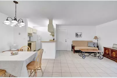 9460 S Belfort Circle #L3-111, Tamarac, FL 33321 - Photo 1