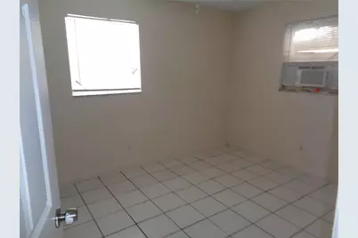 345 NW 5th Street #3, Pompano Beach, FL 33060 - Photo 1