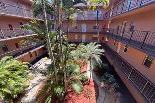 2861 Somerset Dr, Lauderdale Lakes, FL 33311 - Photo 1