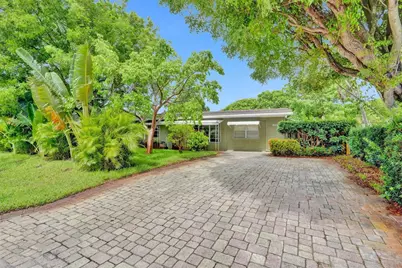 2731 NE 9th Avenue, Pompano Beach, FL 33064 - Photo 1