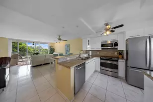 3900 Oaks Clubhouse Dr, Pompano Beach, FL 33069 - Photo 1