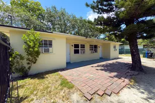 1717 NW 8th Pl, Fort Lauderdale, FL 33311 - Photo 1