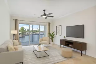 2201 SE 9th St, Pompano Beach, FL 33062 - Photo 1