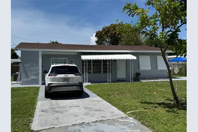 1611 NE 32 Street, Pompano Beach, FL 33064 - Photo 1