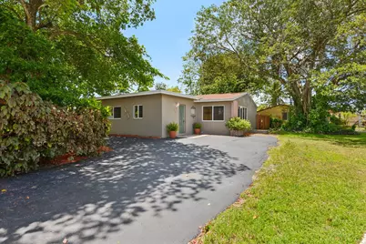 1520 SW 47th Terrace, Fort Lauderdale, FL 33317 - Photo 1