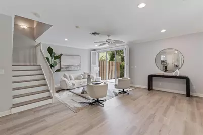 604 SW 8th Avenue, Fort Lauderdale, FL 33315 - Photo 1