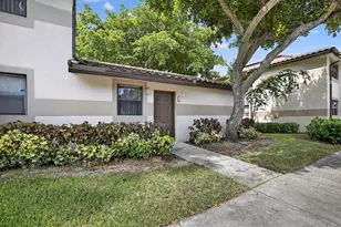 9953 Nob Hill Ct, Sunrise, FL 33351 - Photo 1