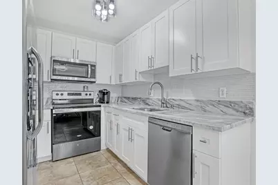 1835 NW 18th Street #201, Delray Beach, FL 33445 - Photo 1