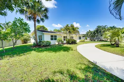 1582 NW Palm Lake Drive, Stuart, FL 34994 - Photo 1