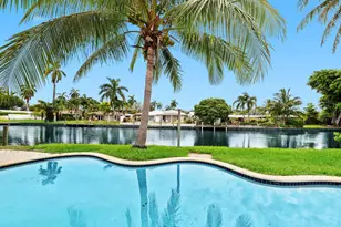 121 Almar Dr, Wilton Manors, FL 33334 - Photo 1